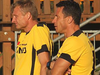 Der Sander Trainer Bernd Eigner (rechts) und sein Assistent Matthias Bayer sind zuversichtlich, die richtige Marschroute für ihr Team in den restlichen 13 Saisonbegegnungen zu finden.