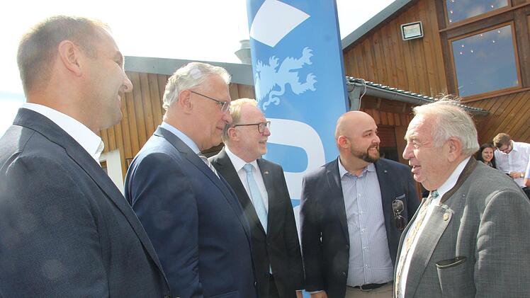 Eindrücke vom Ministerbesuch in Neufang. Foto: Veronika Schadeck