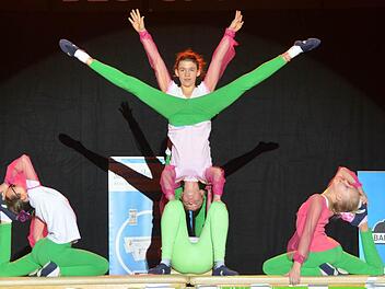 Turnerinnen des TSV Bad Kissingen eröffneten die Nacht des Sports. Fotos: Peter Rauch