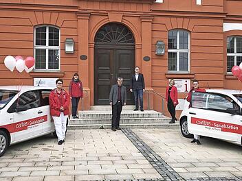 Der Pflegestützpunkt der Caritas-Sozialisation in Bad Rodach besteht seit einem Jahr (von links): Sabine Löhmann, Regina Lauer, Norbert Hartz, Tobias Ehrlicher, Carolin Becker und Sarah Honisch . Foto: Wolfgang Desombre