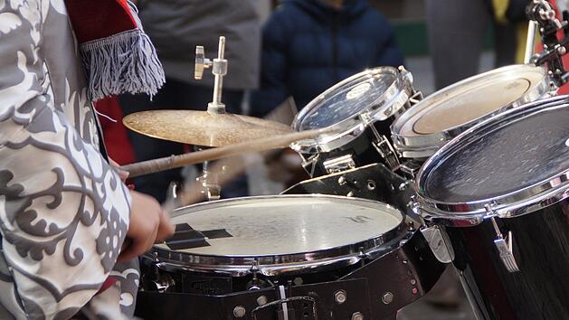 N&uuml;rnberger Faschingsumzug sorgt f&uuml;r Verkehrseinschr&auml;nkungen - Routen und Umleitungen