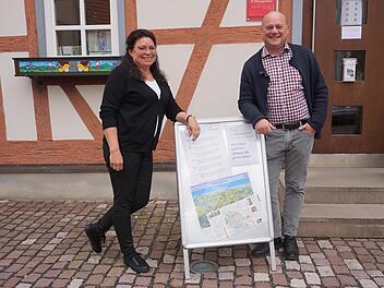 Inken Majerski ist neue Leiterin des Stadt- und Tourismusmarketings von Bischofsheim. Bürgermeister Georg Seiffert freut sich auf neue Impulse und die Zusammenarbeit.