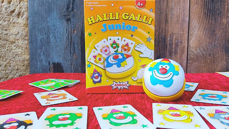 Kinderspiel-Empfehlung im Test: Halli Galli Junior, das witzige Reaktionsspiel für die Kita