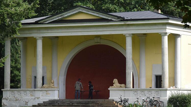 Musikpavillon im Hain Bamberg. Foto: Ronald Rinklef