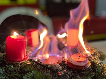 Würzburg: Weihnachtszeit sorgt für höhere Brandgefahr - Feuerwehr gibt Tipps