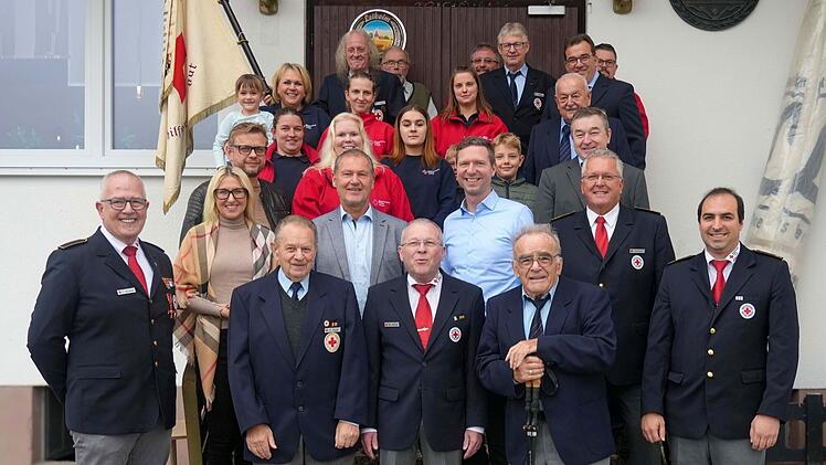 BRK-Bereitschaft Warmensteinach feiert 90. Geburtstag - "herausragendes Engagement"