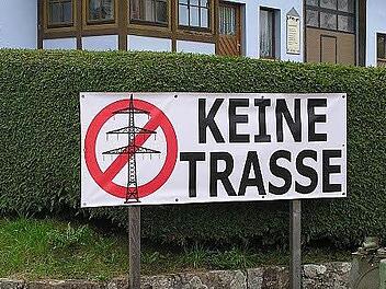Dieses Schild steht in Rupboden. Bürger wehren sich gegen die Pläne zur Stromtrasse. Foto: privat