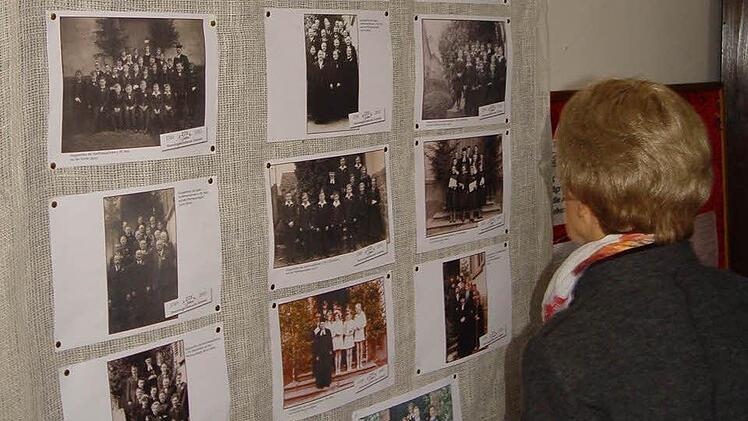 Zum Kirchen-Jubiläum wurde eine Ausstellung erstellt. Von 10 bis 17 Uhr ist die Kirche geöffnet. Foto: Brigitta Kempe-Wolf