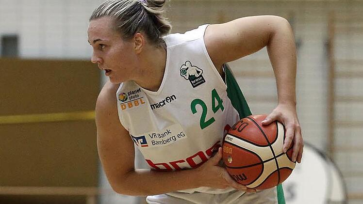 20 Punkte erzielte Janett Perv im Hinspiel gegen Jahn M&uuml;nchen. Dennoch reichte es f&uuml;r die DJK Brose nicht zum Sieg. Foto: sportpress