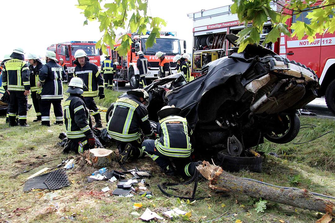Autofahrer stirbt bei Unfall bei Hannberg