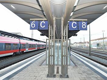 Da fehlt: Gleis 7. Foto: Ronald Rinklef