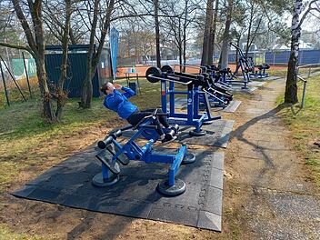Post SV erweitert Outdoor-Fitnesspark - Neue Geräte für das Training während der Pandemie