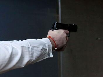 Wassertr&uuml;dingen: Randalierer bricht in Gastst&auml;tte ein und feuert auf Wirt - SEK r&uuml;ckt an