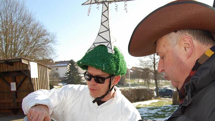 Wer beim Zug von Lauter nach Katzenbach so alles dabei war. Foto: Sigismund von Dobschütz