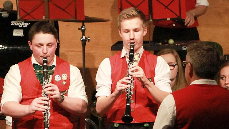 Impressionen vom Konzert des Jugendorchesters und des Musikvereins Rödental in der Franz-Goebel-Halle.Foto: Jochen Berger