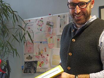 Legt die Straßenausbaubeitragssatzung in den Mülleimer und nimmt sich selbst aus dem Kandidatenkreis für die Nachfolge von  Coburgs Landrat, Michael Busch: Markus Mönch.