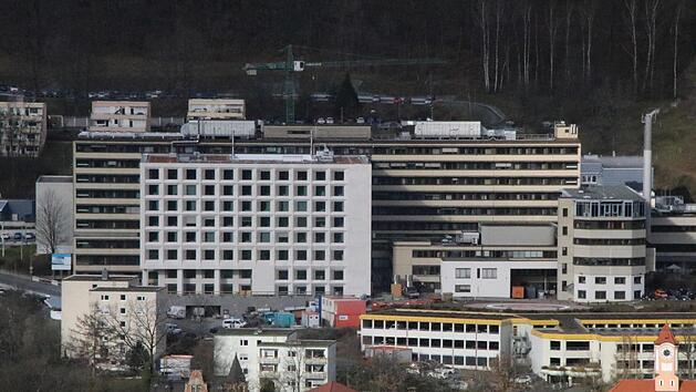 Mitarbeiter des Klinikums haben sich mit dem Coronavirus infiziert.  Foto: Archiv/Jürgen Gärtner