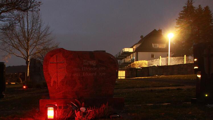 Am Burkardrother Friedhof ändert sich einiges. Die Weichen dafür stellte der Gemeinderat in seiner jüngsten Sitzung. Foto: Archiv: Björn Hein