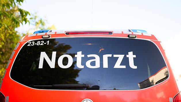 Schwerer Unfall in Ipsheim: Mutter und zwei Kinder (5 und 7 Jahre) verletzt
