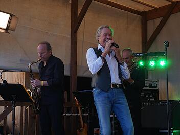 Peter Kraus rockte in Fladungen die Bühne.
