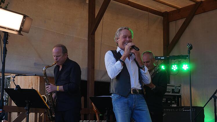 Peter Kraus rockte in Fladungen die Bühne.