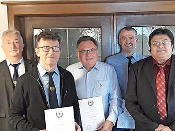 Bei der Ehrung der langjährigen Mitglieder (von links nach rechts): Erster Vorstand Waldemar Gremer, Josef Engelhardt, Manfred Welsch, Hans Müller sowie der Zweite Bürgermeister und stellvertretende BSB- Kreisvorsitzende Wolfgang Förtsch Foto: privat