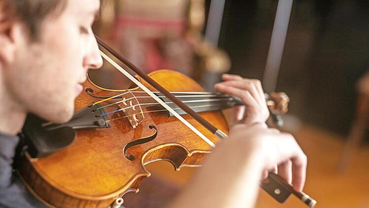 Das Haus Marteau lädt ab Ende August zu Meisterkursen für Orchestermusiker ein.