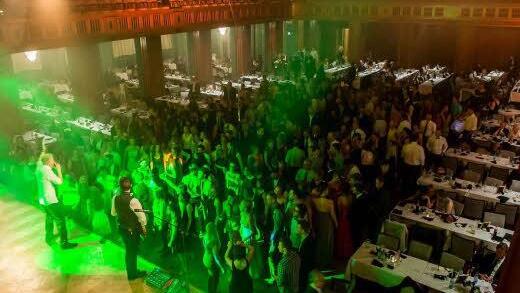 2015 spielte Barbed Wire beim Abi-Ball in Bad Kissingen. Foto: Barbed Wire