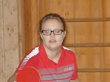 Beim 7:2-Erfolg gegen den TV Marienroth blieb die Fischbacherin Helena Ludwig in ihren drei Einzeln unbezwungen.  Foto: Hans Franz