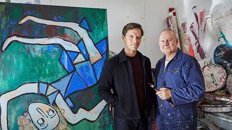 Jonas Nay (links) und Joachim Kr&oacute;l verk&ouml;rpern Denis und Alfred, die sich langsam freundschaftlich ann&auml;hern.