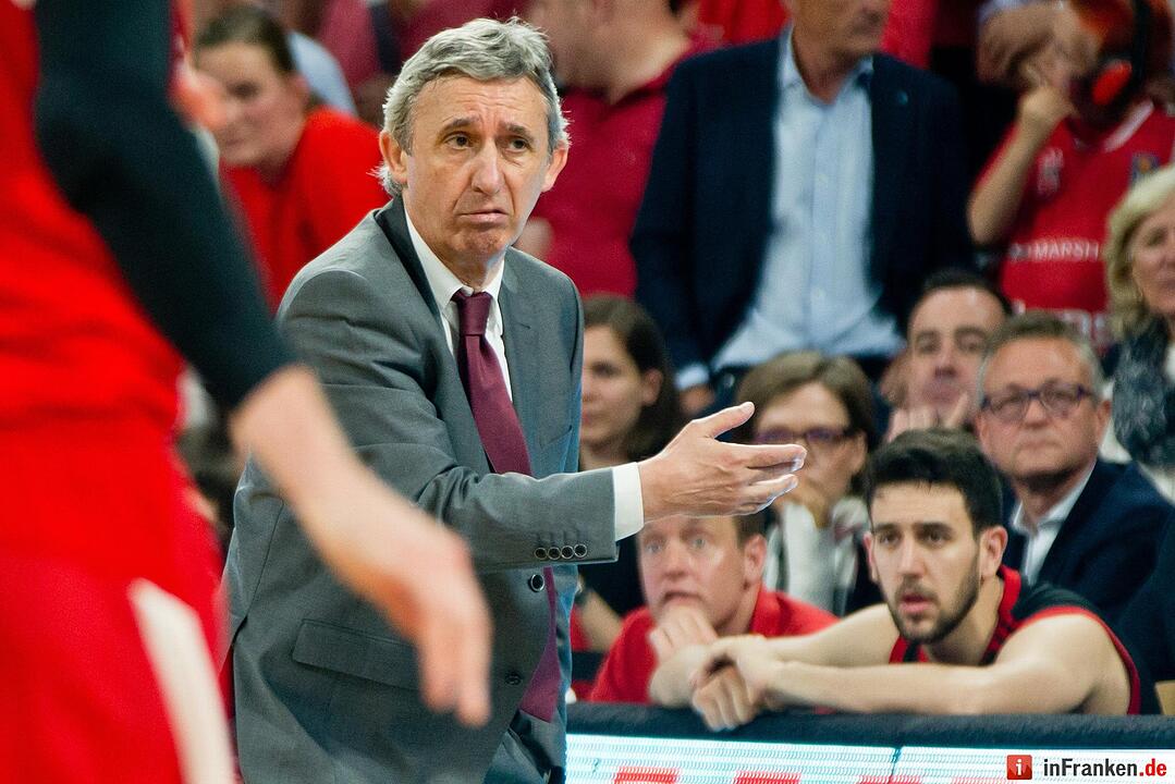 Brose Baskets Bamberg - FC Bayern München