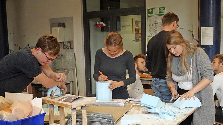 Studenten der Designhochschule Coburg sollten in den leer stehenden Läden arbeiten können. Foto: pr