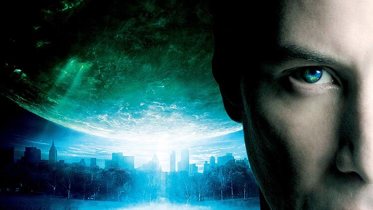 Es ist "Der Tag, an dem die Erde stillstand" und Keanu Reeves will als Au&szlig;erirdischer die Menschheit vor dem Ende retten - keine leichte Aufgabe.