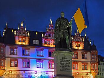 Coburg zeigt nicht nur Flagge für die Ukraine, sondern packt auch mit an und hilft.