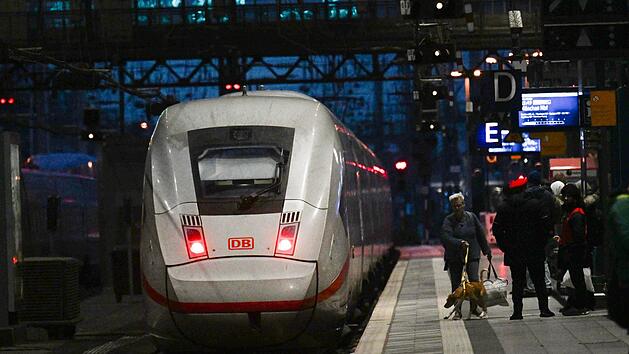 Warnstreik bei der Bahn - Köln