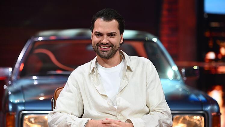 Jimi Blue Ochsenknecht hat mit Stefan Raab über sein Leben in Dubai und die Zeit in Haft gesprochen.