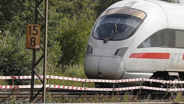 Nach Wegfall des ICE-Halts will Lichtenfels wenigstens eine zeitnahe gute IC-Anbindung. Foto: Matthias Hoch
