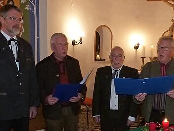 Der Viergesang mit (von links) Volker Kirschenlohr, Ludwig Beck, Reinhard von Ramin und Adalbert Nitzsche Foto: Klaus-Peter Wulf