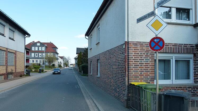 Hier im Bereich Frohnlacher Straße /Canterstraße muss künftig langsamer gefahren werden.  Foto: Lothar Weidner