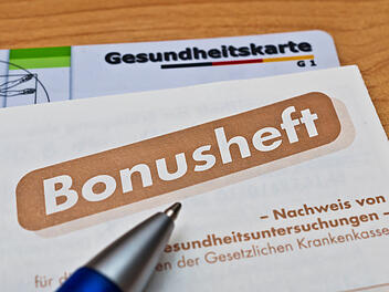 Krankenkassen-Bonus und Steuer: So werden Pr&auml;mien ab 150 Euro behandelt