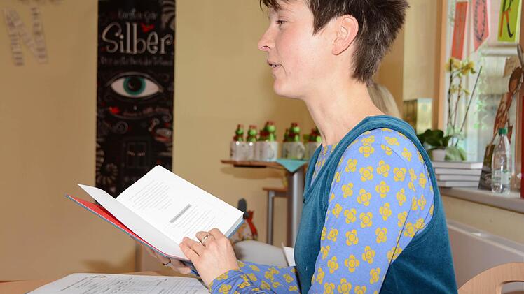 Impressionen vom Vorlesewettbewerb an der Kulmbacher Carl-von-Linde-Realschule  Foto: Dagmar Besand