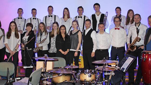 Die Big Band "Pfeffer, Salz und Sahne" aus Hofheim  Foto: pr