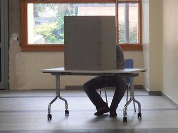 Im September werden die Wähler in die Wahlkabinen gerufen. Dann wird ein neuer Landrat gewählt. Im Anschluss wird es entweder in Marktrodach oder in Steinbach einen neuen Bürgermeister brauchen.