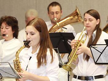 Musikalisch umrahmt wurde das 120. Stiftungsfest des TV Neuses vom Spielmannszug, der wiederum kürzlich sein 60-jähriges Bestehen beging.