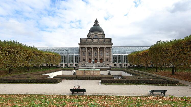 Schwerer Vorwurf bei Kommunalwahl 2026: Half Staatskanzlei der CSU?