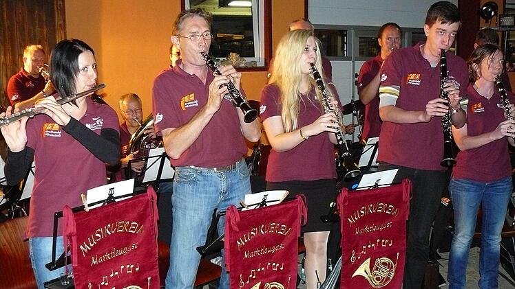 Am Samstag gab der Musikverein einen fränkisch-böhmischen Abend zum Besten.