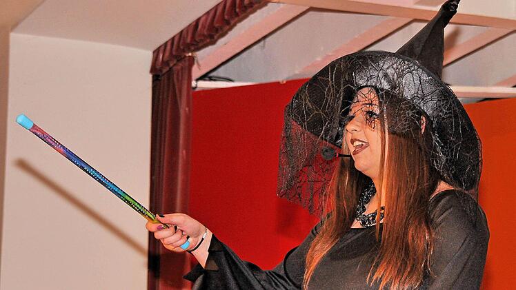 Faschings-Prunksitzung der Kolpingfamilie im Dicken Turm  Foto: Dieter Britz