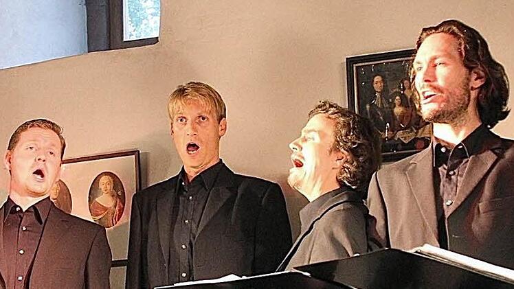 Martin Lattke, Frank Ozimek, Wolfram Lattke und Daniel Knauft (v.l.) verleihen der Gruppe "amacord" ihre Stimme. Foto: Gerd Schaar