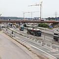 Am Autobahnkreuz F&uuml;rth/Erlangen wird bis 2021 gebaut. So lange m&uuml;ssen sich Verkehrsteilnehmer auf Behinderungen und Staus einstellen. Fotos: Barbara Herbst