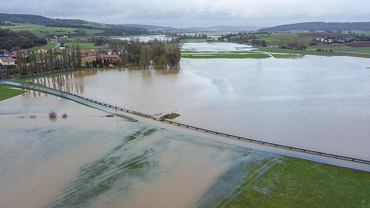 Dauerregen führt zu Hochwasser im Norden Bayerns